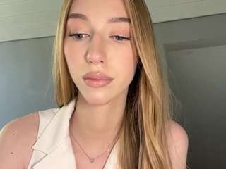 laraethurrell