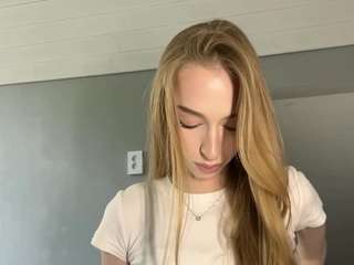 laraethurrell