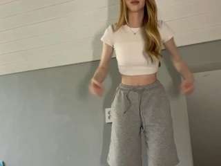 laraethurrell