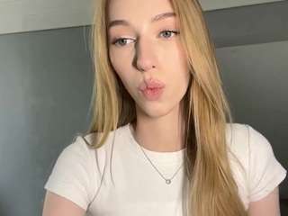 laraethurrell