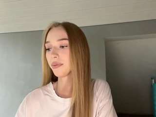 laraethurrell