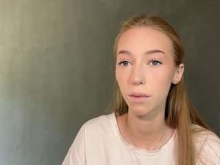 laraethurrell
