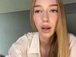 laraethurrell