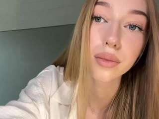laraethurrell