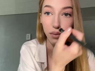 laraethurrell