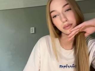 laraethurrell