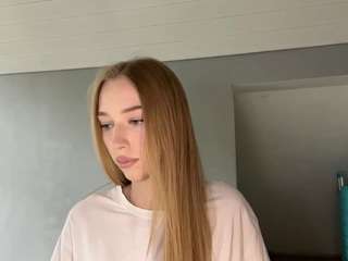 laraethurrell