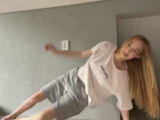 laraethurrell