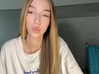 laraethurrell