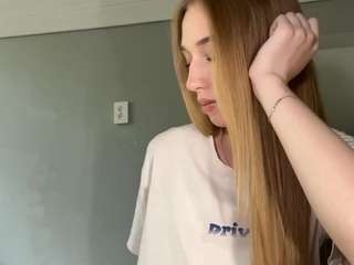 laraethurrell