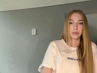 laraethurrell