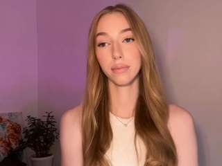 laraethurrell