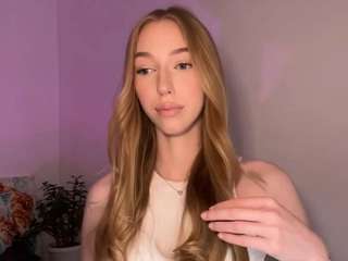 laraethurrell