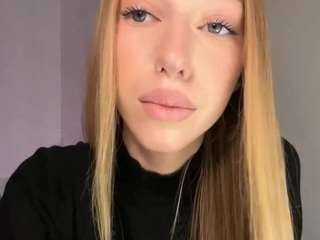 laraethurrell