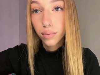 laraethurrell