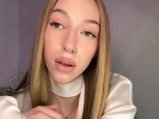 laraethurrell