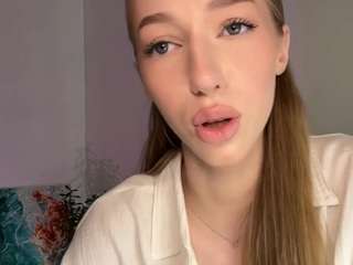 laraethurrell