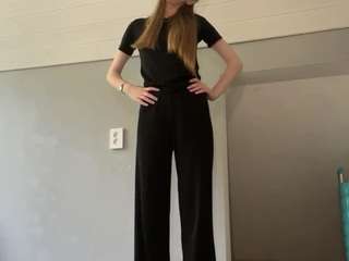 laraethurrell