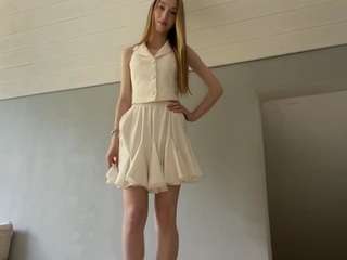 laraethurrell