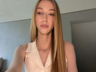 laraethurrell