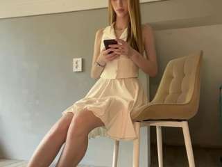 laraethurrell