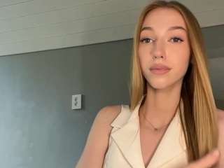 laraethurrell