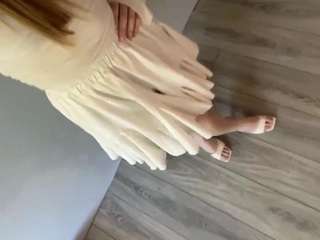 laraethurrell