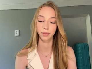 laraethurrell
