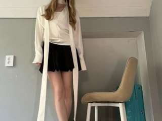 laraethurrell