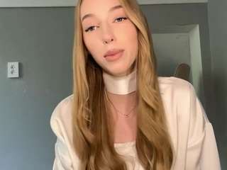 laraethurrell