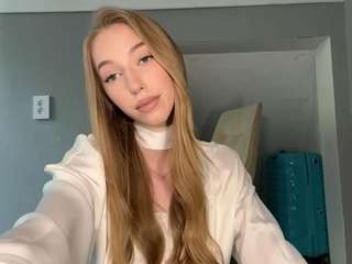 laraethurrell
