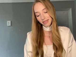 laraethurrell