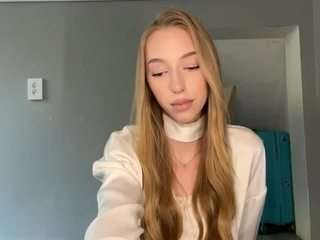 laraethurrell