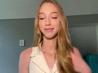laraethurrell