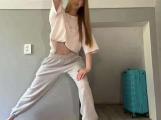 laraethurrell
