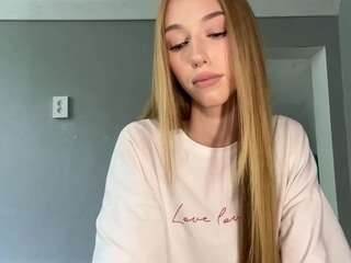 laraethurrell