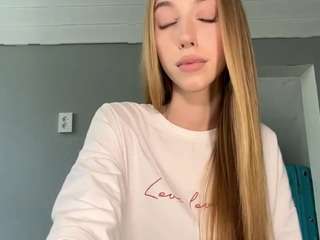 laraethurrell