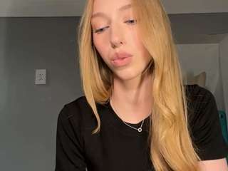 laraethurrell