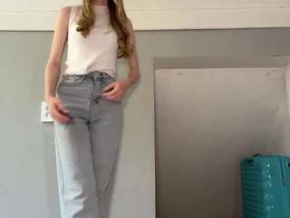 laraethurrell