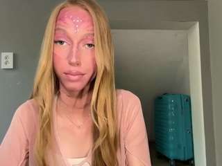 laraethurrell