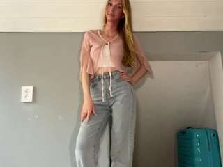 laraethurrell
