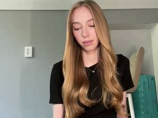 laraethurrell