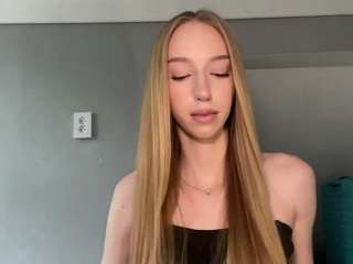 laraethurrell