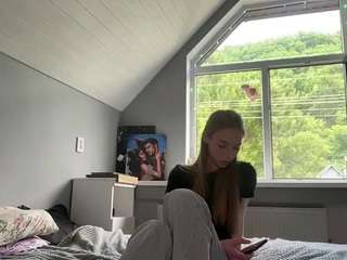 laraethurrell