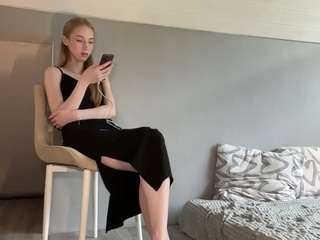 laraethurrell