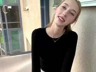 laraethurrell