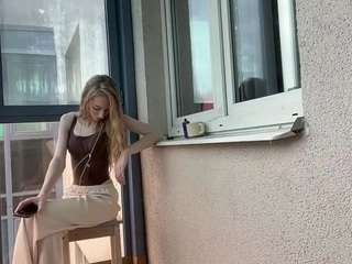 laraethurrell Sex Cam Show