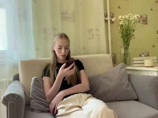 laraethurrell