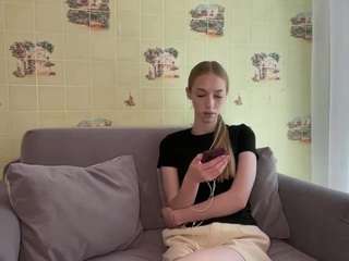 laraethurrell