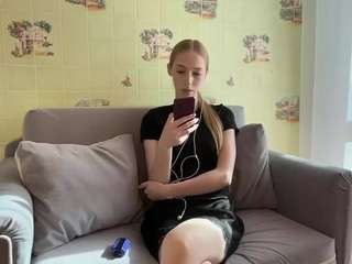 laraethurrell